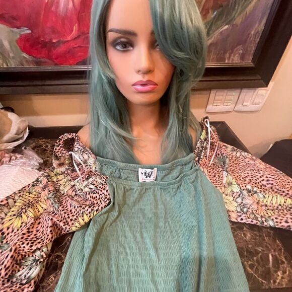 ? - Gorgeous lace cap teal green long fringe hair wig! main image 8